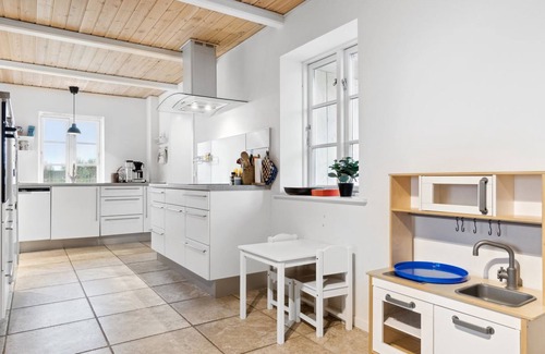 Akirkeby House | "Adrienne" - 6.4km from the sea by Interhome