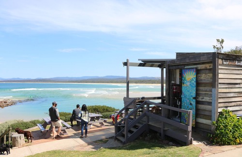 Merimbula House | ADS On Collins - 4 Bedroom Pet friendly home - 2+ nights