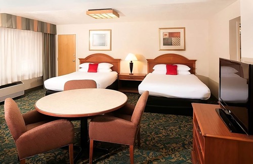 St. George Hotel | Adventure Awaits in Red Lion Hotel St. George! Pool, Free breakfast, Parking!
