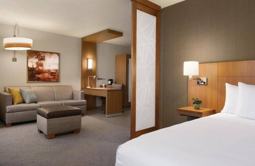 Page Hotel | Adventure Awaits! Relax in Comfort Near Horseshoe Bend | Breakfast Included