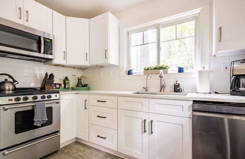 Mount Hermon House | Adventure house under the redwoods, with spa! 🌲