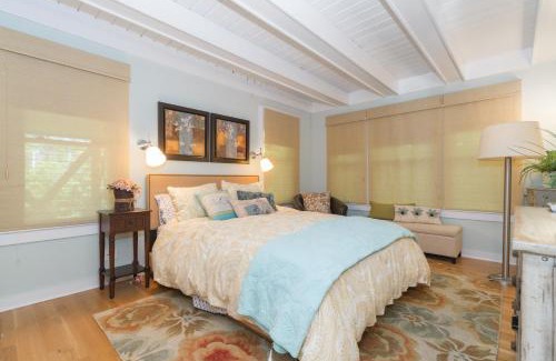 Ocean Beach Apartment | Adventure-Ready Home