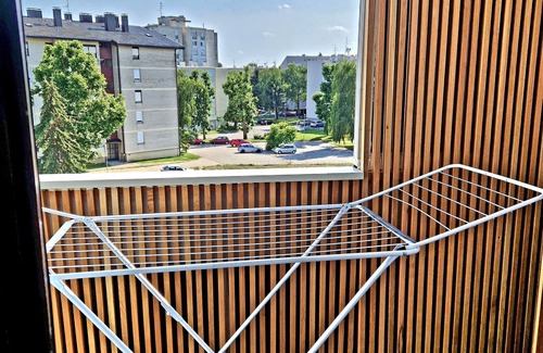 Koprivnica Apartment | Aesthetically decorated large apartment with a large balcony and two bedrooms