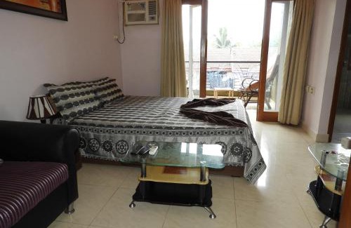 Sainagar Apartment | AF-6 Candolim with shared pool