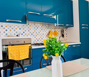 Marina di Patti Apartment | Affacciati sulle Eolie Appartamenti sul Lungomare Patti Marina