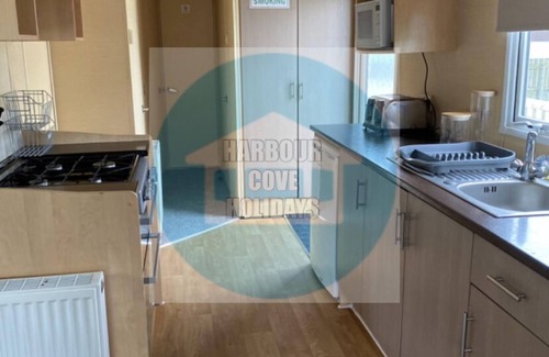 Minehead Ski Chalet | Affordable Caravan Holidays, Butlins Minehead