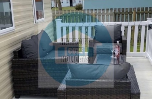 Minehead Ski Chalet | Affordable Caravan Holidays, Butlins Minehead