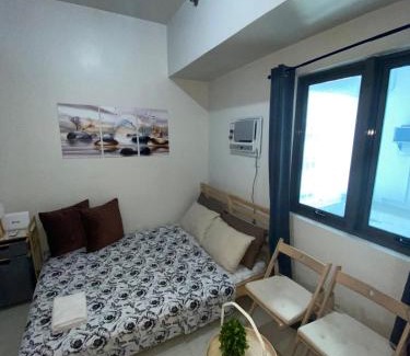 Legazpi Village Apartment | Affordable serviced apartment in a great location with fast wifi