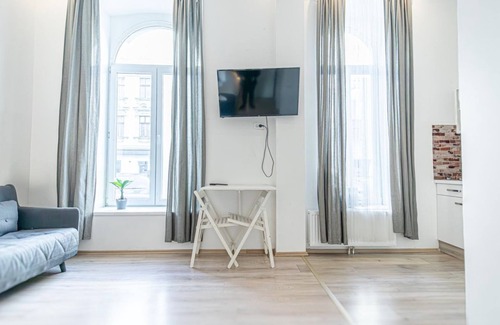 Neulerchenfeld Apartment | Affordable Stay: 3 Aparts Near Wiener Stadthalle