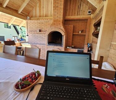 Valea Mare-Pravat Ski Chalet | Aframe LINIȘTEA PĂDURII NĂMĂEȘTI