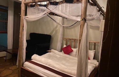 Jinja House | Afro Smile Hotel & Guest House