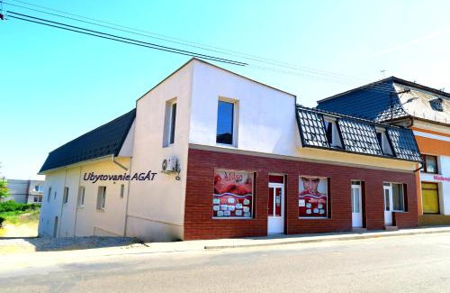 Kralovsky Chlmec Apartment | Agát