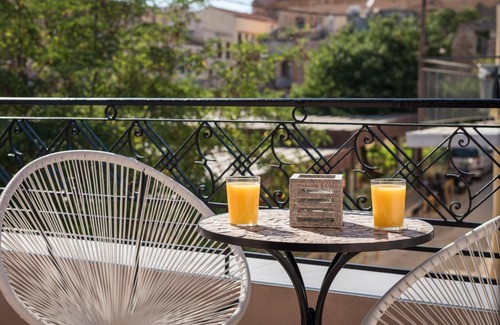 Old Town Apartment | Agave Suites
