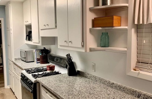 North Garden Acres House | ✨Aggie Retreat✨SPACIOUS🏡Sleeps 17🛏🏟Close to Campus