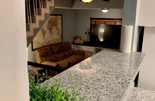North Garden Acres House | ✨Aggie Retreat✨SPACIOUS🏡Sleeps 17🛏🏟Close to Campus