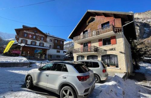 Valloire Apartment | Agréable 2 pièces, 4 personnes, animaux admis, parking privé - FR-1-263-88