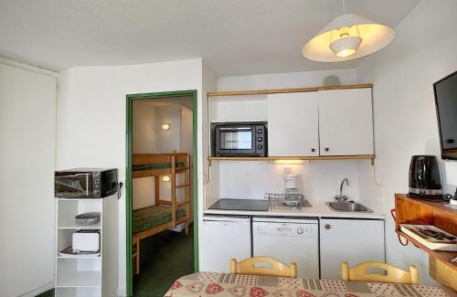 Reberty Apartment | Agréable 2P+cabine 4 pers, skis aux pieds, animaux OK, parking, Les Menuires - FR-1-178-122