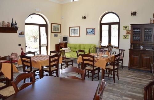 Bianco Other | Agriturismo Donna Beatrice