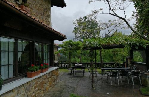Busturia House | Agroturismo Iturbe