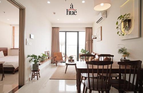 Hue Apartment | AHue Apartment-2BR-4Pax-Freepool&Gym-Near AEON Mall