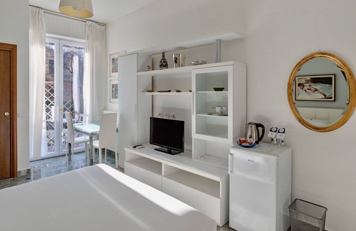 Chiesa Rossa House | Aiello Suites Executive