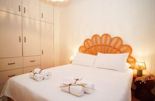 Old Town Apartment | Aila Stay