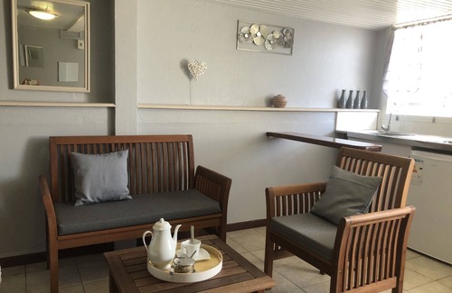 Saint-Claude Apartment | AIR-CONDITIONED STUDIO WITH POOL