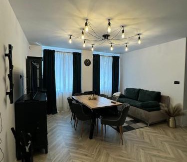 Old City Apartment | AJ Apartment Unirii Square