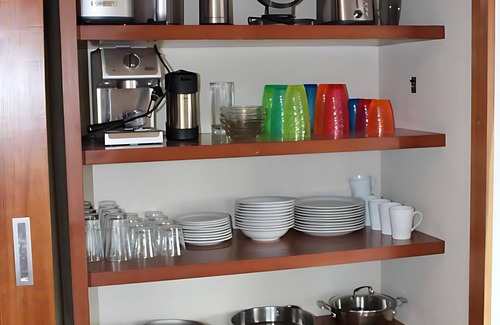 San Antonio Tlayacapan House | Ajijic Modern 1 King Bedroom Unit-Walk To Everything -Bikes-Gym-Pickleball Court