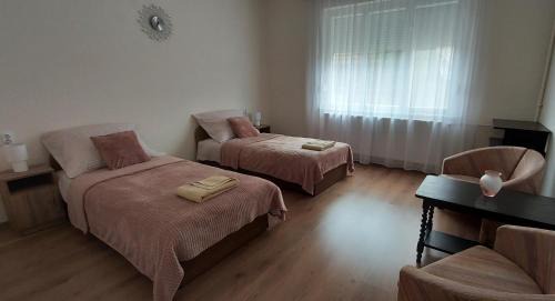 Mako Apartment | Akácfa Vendégház