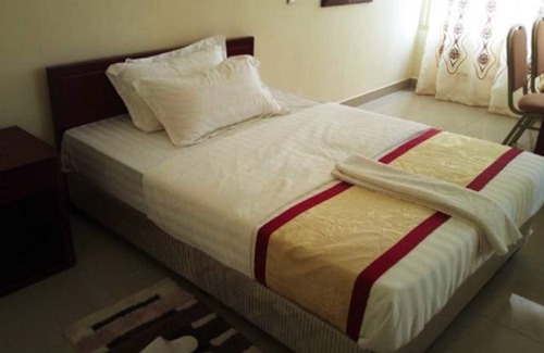 Kabarore Hotel | Akagera Resort and Country Club