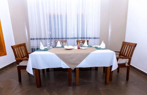 Kigali Cabin | Akagera Safari Camp