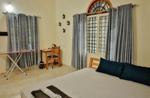 Guruvayur Apartment | Akasha Nila Heavens 2 BHK Homestay - Top floor