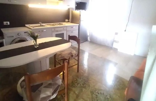 Induno Olona Apartment | Al centro dei laghi Lombardi - 4 Ospiti