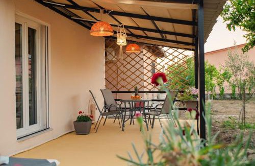 Molos Apartment | Al Mare Family Suite