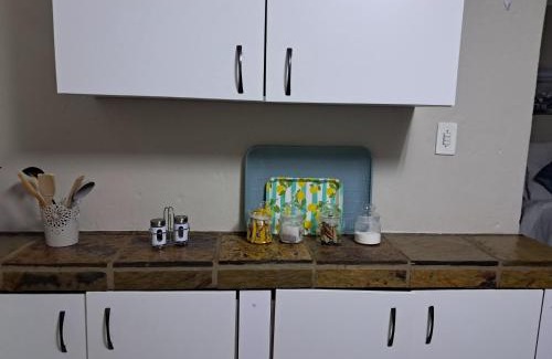 Greater Johannesburg Metropolitan Area Apartment | Alabaster Rest