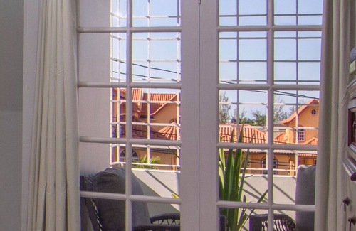 IronShore Estates Cottage | Alamanda Cottage at Serenity