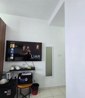 Kota Warisan Apartment | Alanis Studio With Neflix