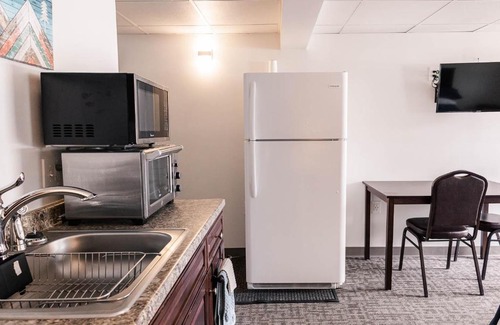 Delta Junction Hotel | Alaska Frontier Inn
