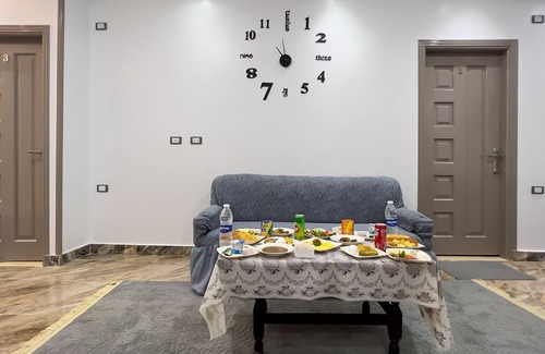 Giza Hotel | Alaska Pyramids view