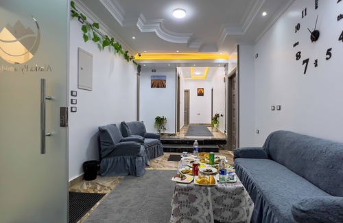 Giza Hotel | Alaska Pyramids view