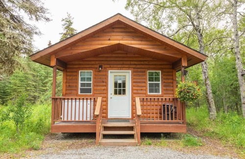 Cohoe Cabin | Alaska Summers Lodge Cabin No. 1