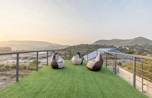 Udaipur Villa | Alaya Stays 4 BHK with Pvt Plunge pool - Lumbini