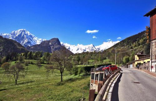 Pallusieux Hotel | Albergo Le Marmotte