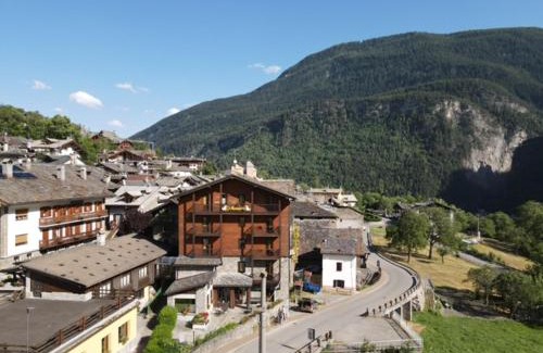 Pallusieux Hotel | Albergo Le Marmotte