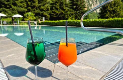 Padergnone Hotel | Albergo Miralaghi