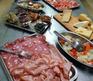 Madonna Dei Fornelli Hotel | Albergo Ristorante Poli