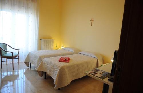Chiaramonte Gulfi Hotel | Albergo Villa Nobile