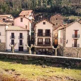 Urzainqui Hostel | Albergue Armaia Artepea