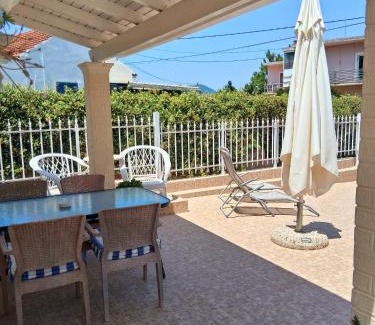 Notos House | Albert's Place